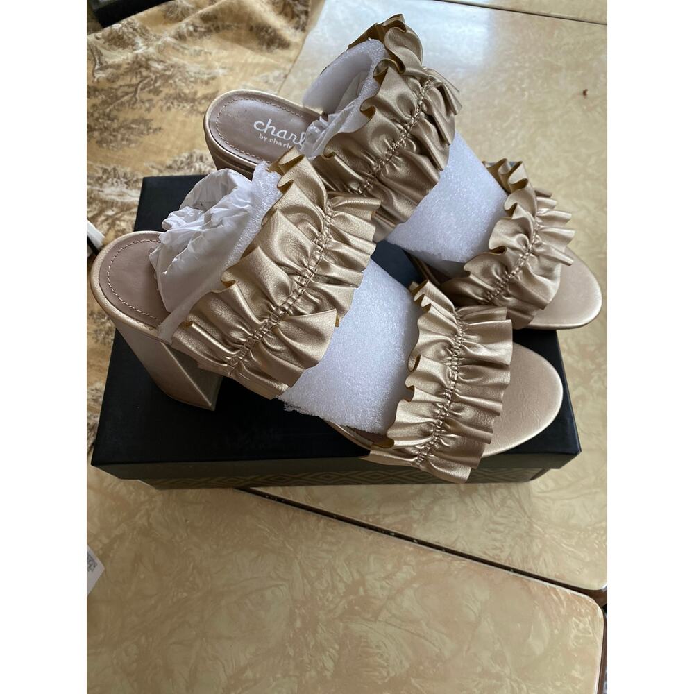 Brand New Charles by Charles David Women's Size 11M Metallic Gold Heeled Sandals